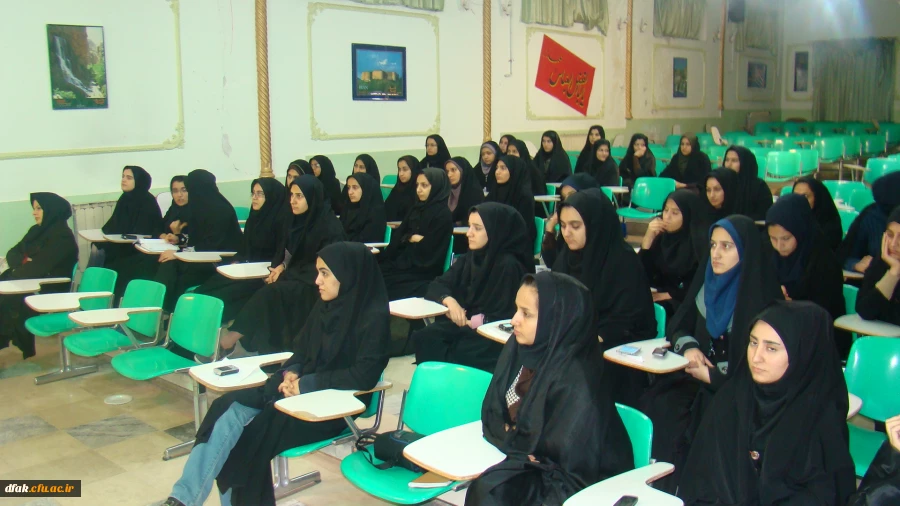 برگزاری همایش پژوهندگان ادب 5