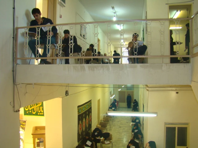 برگزاری آزمون استخدامی نیروهای قراردادی دانشگاه فرهنگیان سال93 4