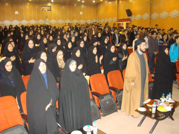 برگزاری مراسم از دانشجویان جدیدالورود