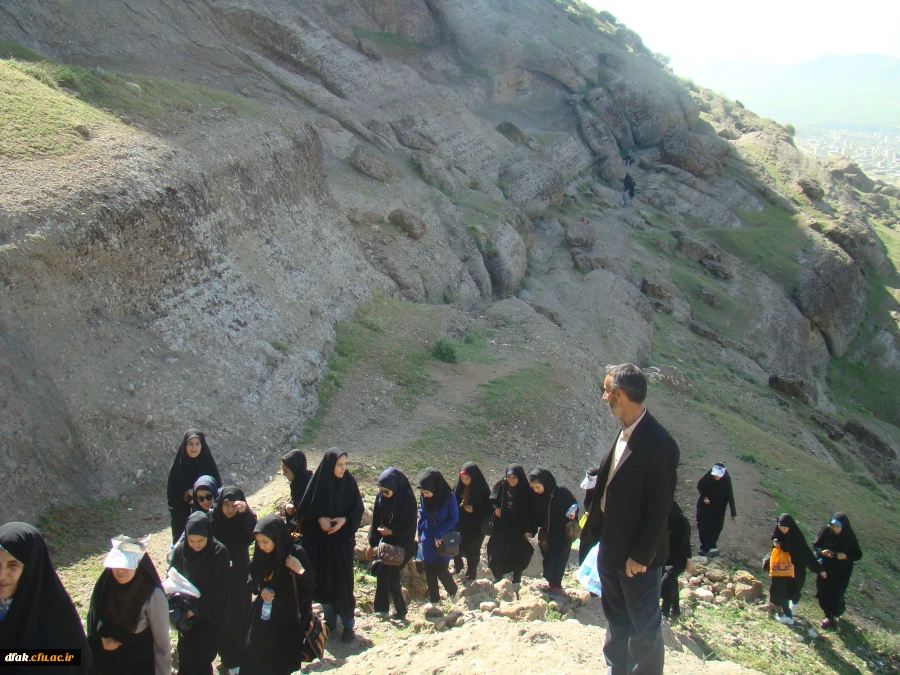 کوهپیمایی به مناسبت روز زن