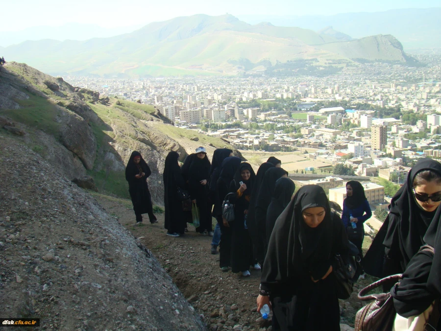 کوهپیمایی به مناسبت روز زن