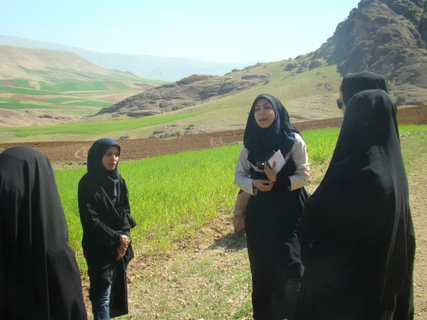 کوهپیمایی به مناسبت روز زن