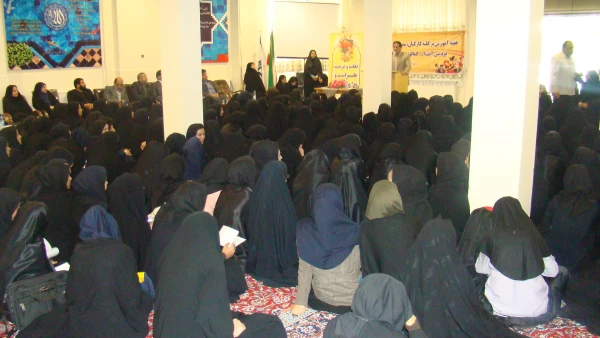 مراسم گرامیداشت مقام معلم وتجلیل از دانشجو معلمان نمونه با حضور مدیر کل محترم آموزش وپرورش استان لرستان