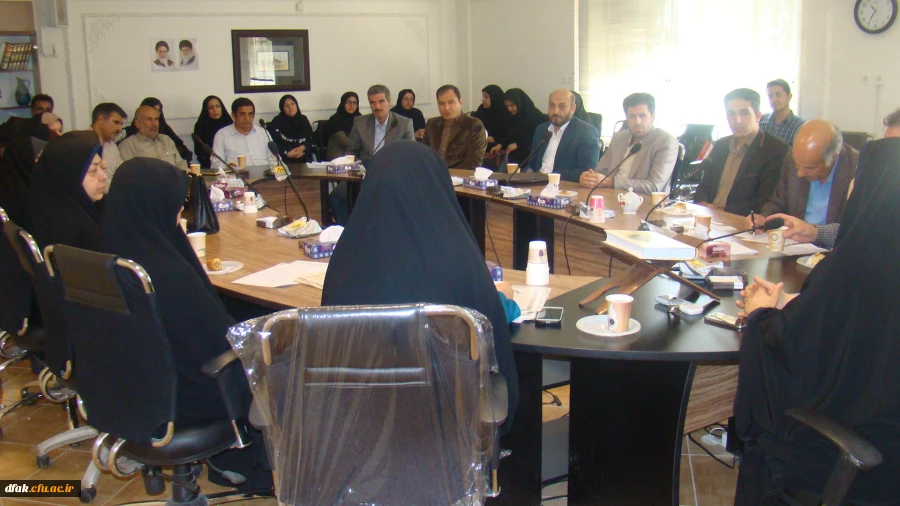 برگزاری جلسه گروههای آموزشی