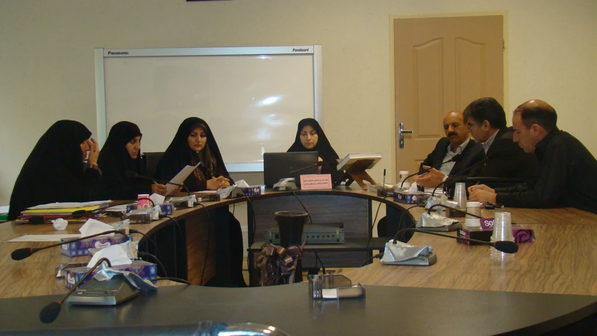 چهارمین جلسه ی شورای فرهنگی اجتماعی استان در رابطه با طرح ایرانشناسی و ایرانگردی   4