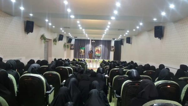 مراسم عزاداری امام حسین (ع) درپردیس کمالوند