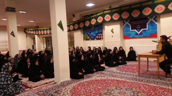 مراسم عزاداری امام حسین (ع) درپردیس کمالوند