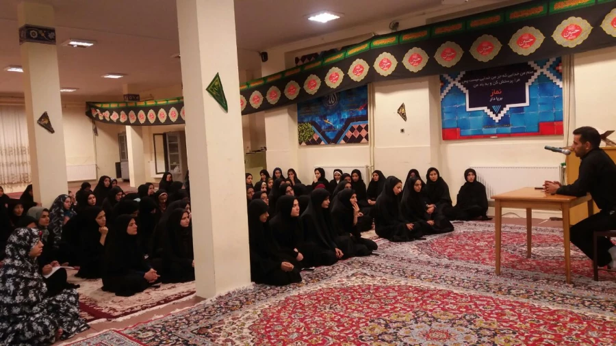 مراسم عزاداری امام حسین (ع) درپردیس کمالوند