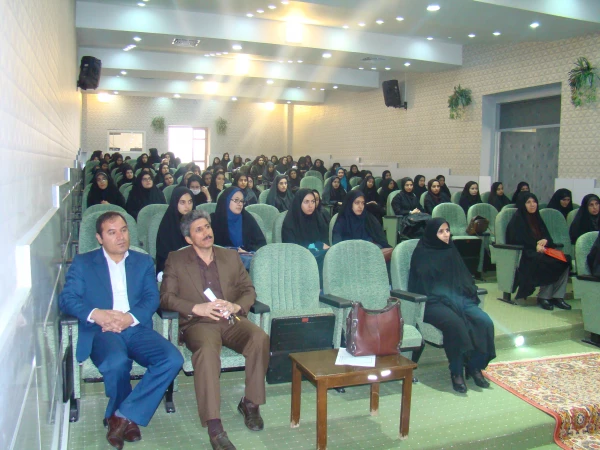 نشست با دانشجویان