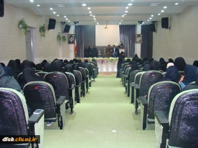 نشست صمیمی مسئولین پردیس آیت اله کمالوندلرستان خواهران با دانشجو معلمان عزیز