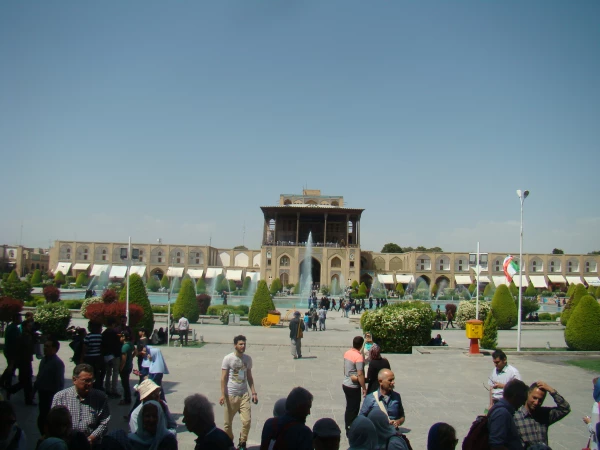 دانشجویان - اصفهان