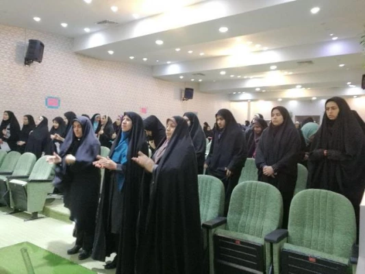 درانتظار افق