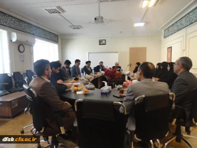 نشست صمیمی مسئولین دانشگاه فرهنگیان ونماینده نهاد رهبری  دکتر حاتمی با حجت السلام والمسلمین مهدیان عضو هیات امنای سیره شهدا کشور