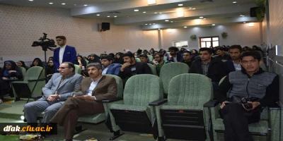 کرسی آزاد اندیشی با موضوع (فضای مجازی فرصت ها وتهدید ها)