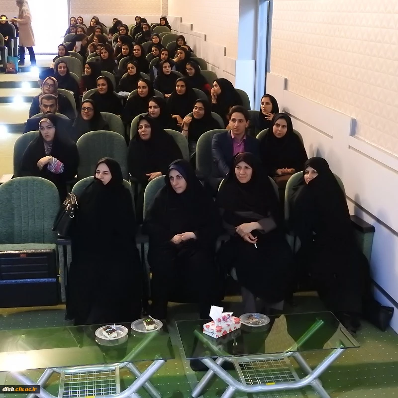 برگزاری آیین دانش آموختگی دانشجویان ورودی 93 پردیس آیت اله کمالوند لرستان