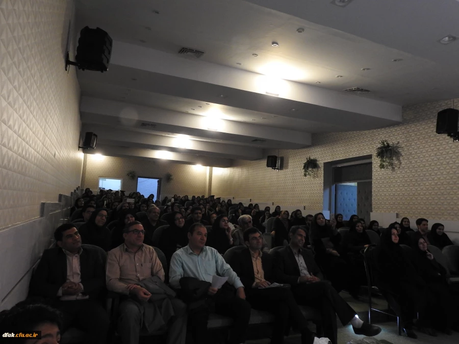 برگزاری آیین دانش آموختگی دانشجویان ورودی 93 پردیس آیت اله کمالوند لرستان