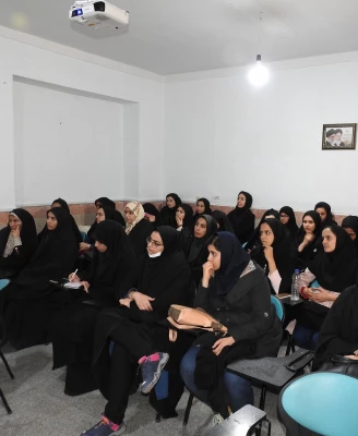 برگزاری کارگاه نماز و مهدویت پردیس آیت اله کمالوند لرستان