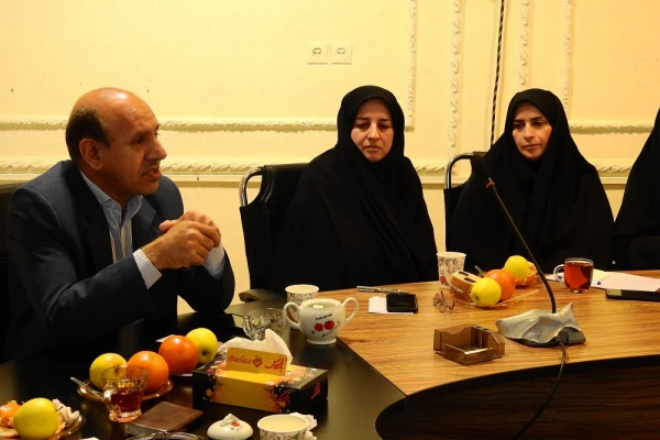 جلسه هم اندیشی