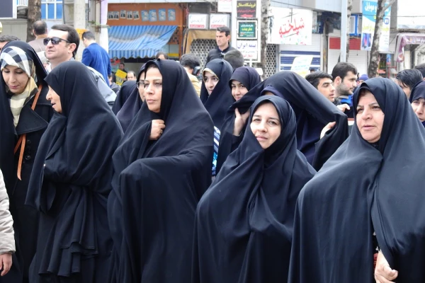 شرکت مسئولین، کارکنان و دانشجویان پردیس آیت اله کمالوند لرستان در راهپیمایی 22 بهمن