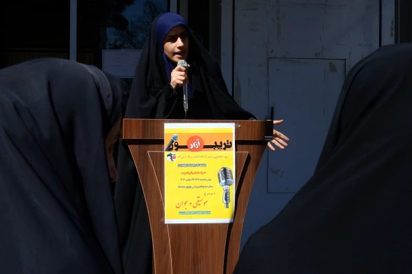 تریبون ازاد با موضوع " جوان و موسیقی"