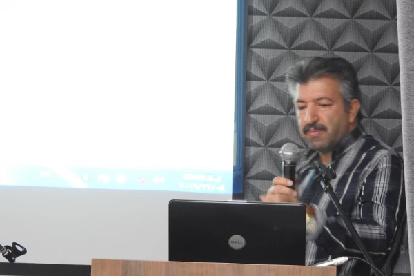 برگزاری کارگاه پژوهشی آشنایی با نرم افزار spss