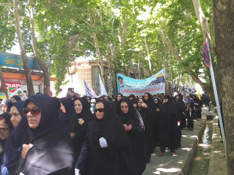 حضور سرپرست، اساتید، کارکنان و دانشجویان پردیس آیت اله کمالوند لرستان در مراسم راهپیمایی روز قدس