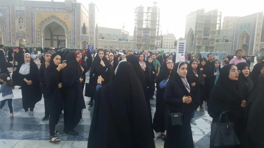 جشن فارغ التحصیلی در مشهد مقدس 3