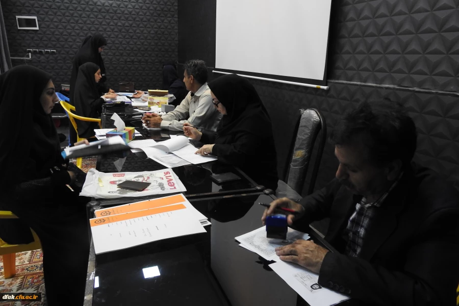 مراسم ثبت نام از دانشجو معلمان پردیس آیت اله کمالوند لرستان 