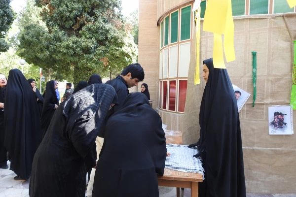 مراسم ثبت نام از دانشجو معلمان پردیس آیت اله کمالوند لرستان 