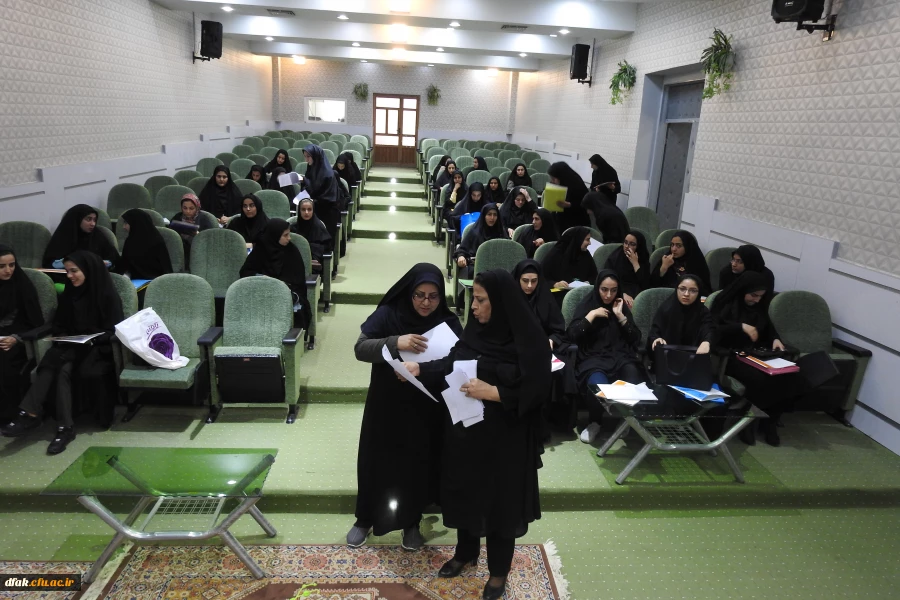 مراسم ثبت نام از دانشجو معلمان پردیس آیت اله کمالوند لرستان 