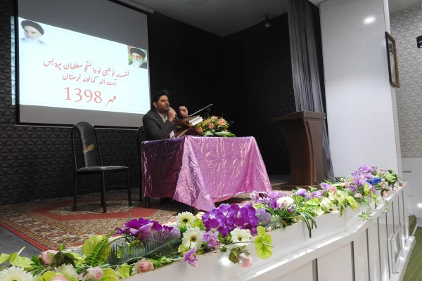 جلسه توجیهی پردیس آیت اله کمالوند