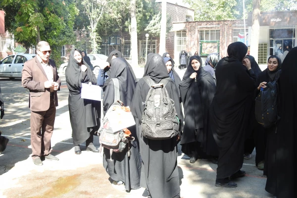 استقبال از زائرین کربلا( گزارش تصویری)