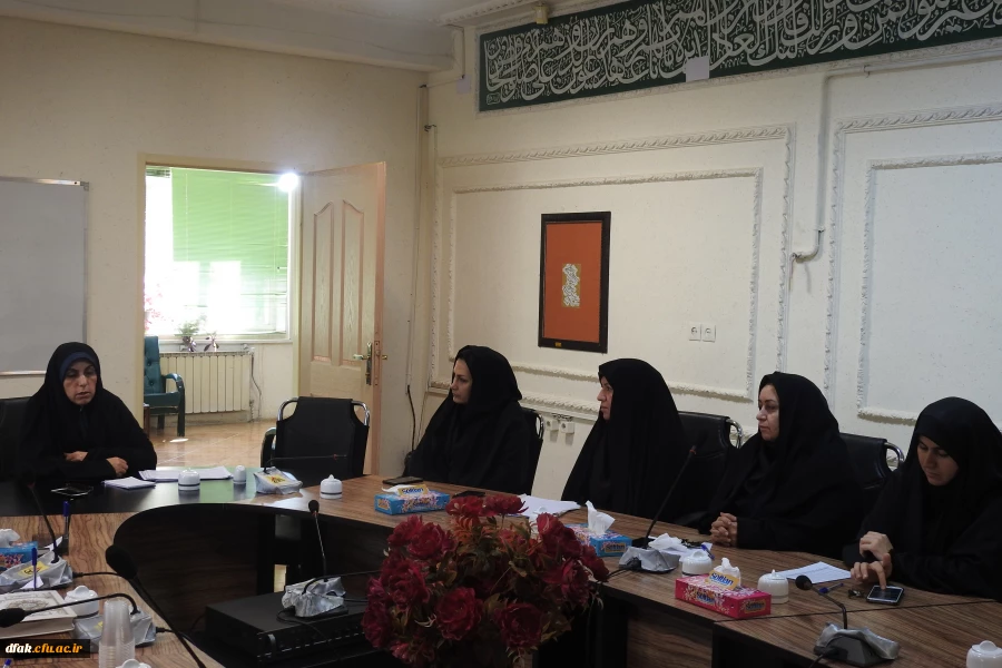 برگزاری جلسه اداری  پردیس با حضور همکاران واحدهای مختلف