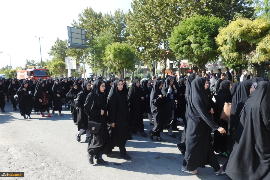 حضور مسئولین، کارکنان و دانشجویان پردیس آیت اله کمالوند  لرستان در راهپیمایی روز 13 آبان 