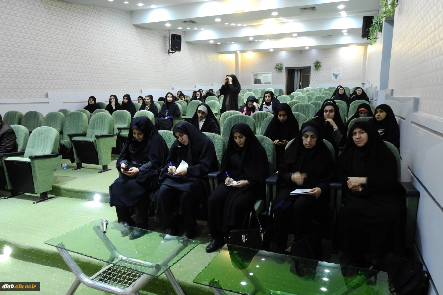 جلسه در پردیس آیت اله کمالوند لرستان 