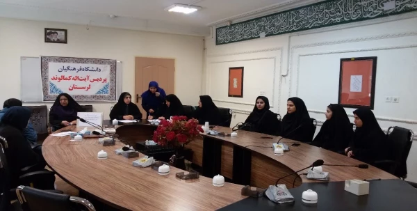 دوره آموزشی آشنایی با  بیماری ویروس کرونا  3