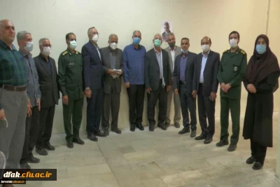 مراسم شب خاطره با حضور رزمندگان دانشجو معلم اعزامی به جبهه های حق علیه باطل در سال 61 برگزار و از کتابی با عنوان حماسه خرمشهر و آن سی دانشجوی لر رونمایی شد