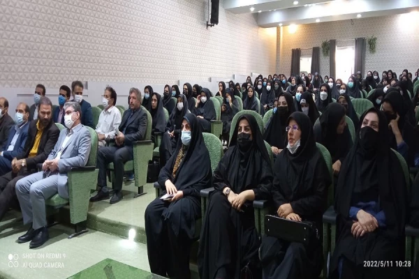 گرامیداشت دهه سرآمدی، و بزرگداشت روز معلم 3