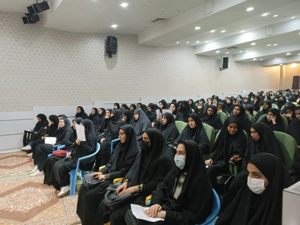 برگزاری جلسه توجیهی با حضور مسئولین گزینش اداره کل آموزش و پرورش در پردیس آیت الله کمالوند  _ دوشنبه ۱۴ / ۹ / ۱۴۰۱ 2