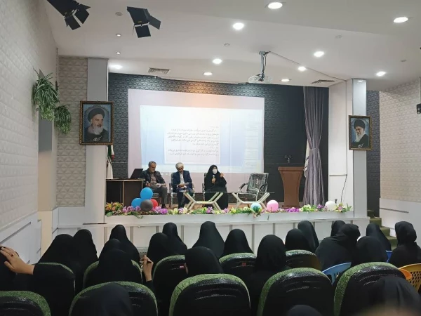 برگزاری جلسه توجیهی با حضور مسئولین گزینش اداره کل آموزش و پرورش در پردیس آیت الله کمالوند  _ دوشنبه ۱۴ / ۹ / ۱۴۰۱ 3