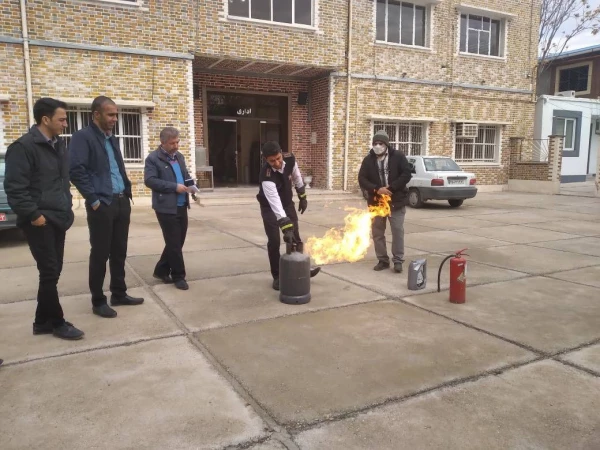 برگزاری کارگاه آموزشی اطفاء حریق 4