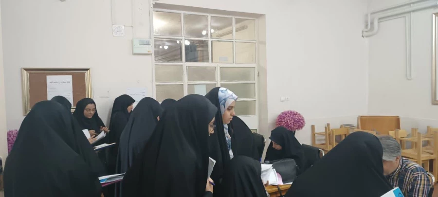  ثبت نام نو دانشجویان 1402  به روایت تصویر در پردیس آیت الله کمالوند  4