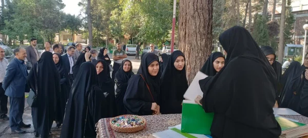  ثبت نام نو دانشجویان 1402  به روایت تصویر در پردیس آیت الله کمالوند  5