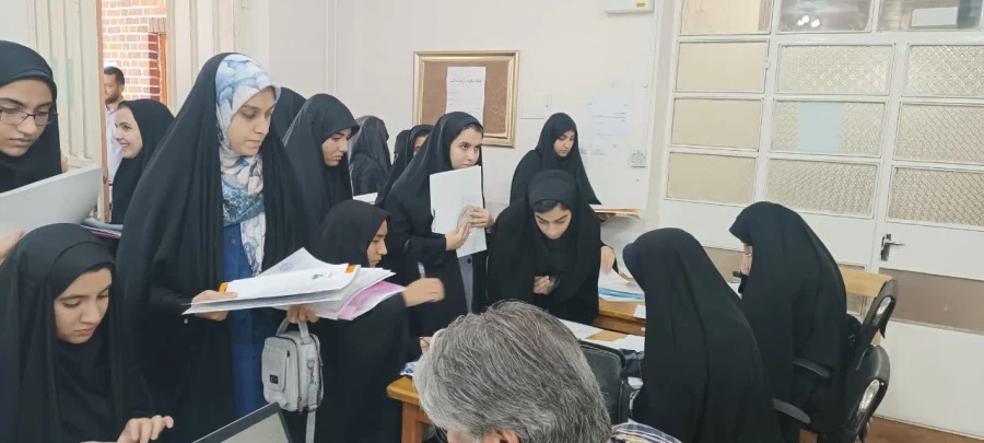  ثبت نام نو دانشجویان 1402  به روایت تصویر در پردیس آیت الله کمالوند  6