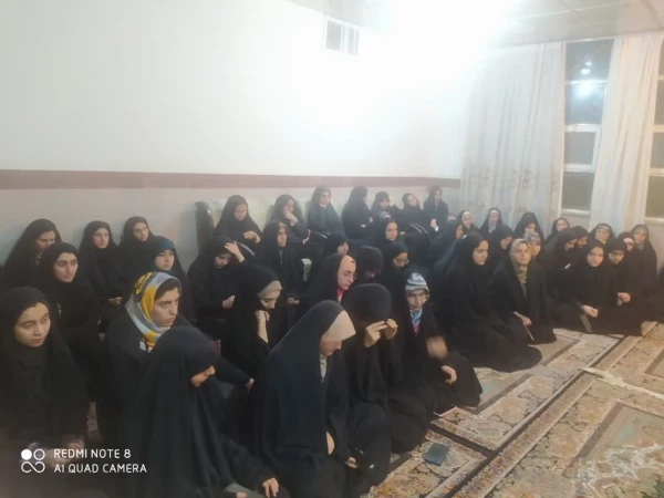  نشست صمیمی نماینده محترم نهاد رهبری، ریاست  و معاونت پردیس آیت الله کمالوند با دانشجویان ،در سرای گلدشت  3