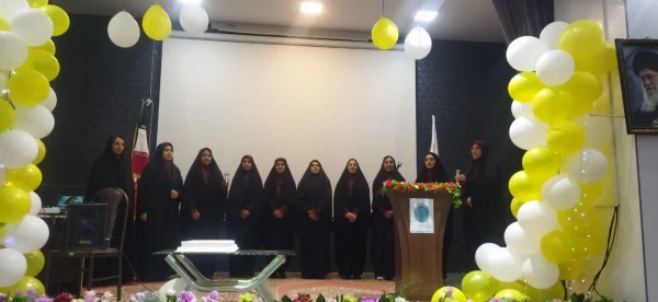 به مناسبت میلاد صاحب الزمان ( عج ) مراسم جشن و مولودی خوانی با حضور دانشجو معلمان ، در سالن اجتماعات دانشگاه برگزار گردیدد  2