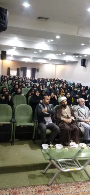 به مناسبت میلاد صاحب الزمان ( عج ) مراسم جشن و مولودی خوانی با حضور دانشجو معلمان ، در سالن اجتماعات دانشگاه برگزار گردیدد  6