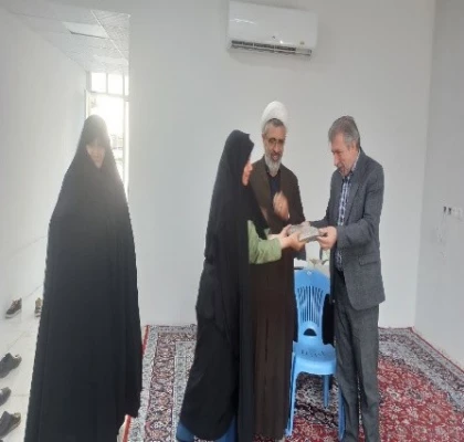 گزارش مسابقه کتابخوانی «زن در سیره پیامبر (ص)» به مناسبت میلاد با سعادت حضرت محمد (ص) 2