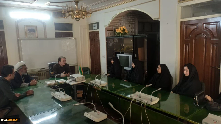 گزارش بازدید دبیر انجمن دانشجویی پژوهش و فناوری دانشگاه فرهنگیان پردیس آیت الله کمالوند از پژوهشکده آموزش و پرورش 4